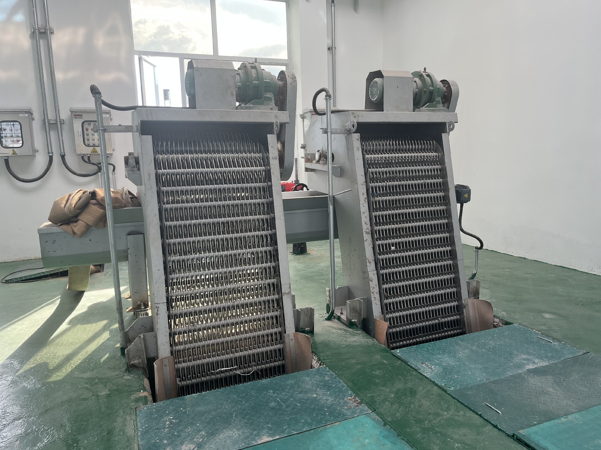  江西旭邦設備有限公司